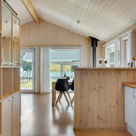 Lovely In With Kitchen * Vig